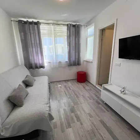 Rosa Apartment Supetar